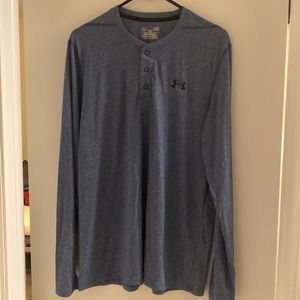 Men’s Under Armour long sleeve workout shirt